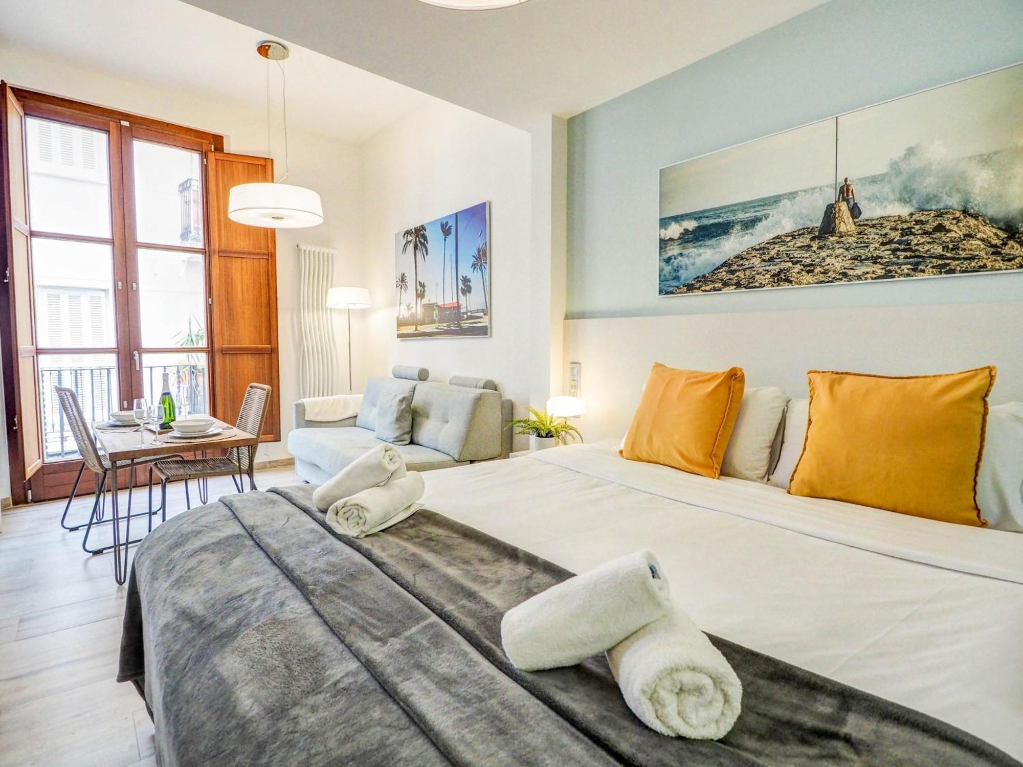 The Green Oasis By Hello Homes Sitges Ngoại thất bức ảnh