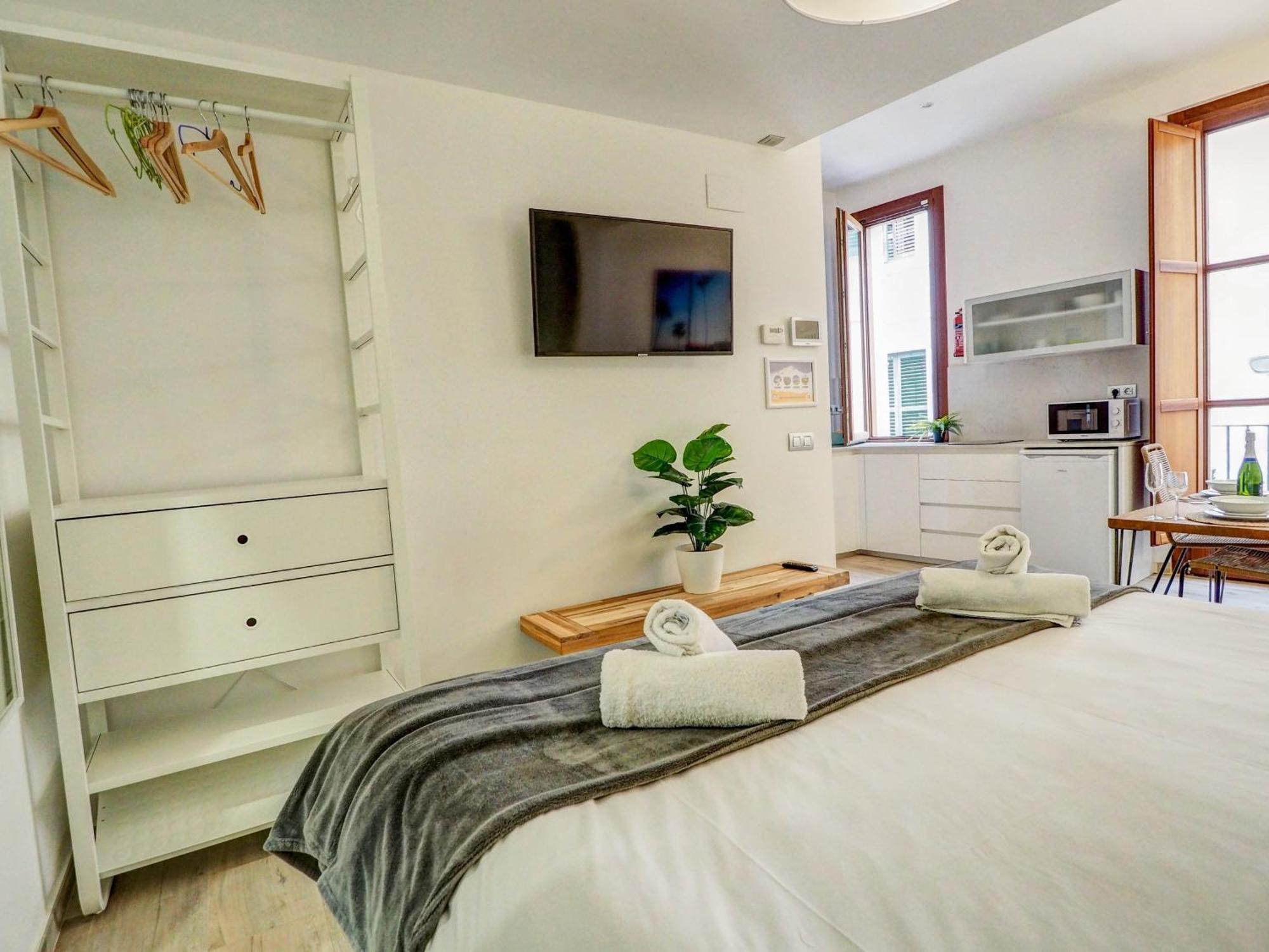 The Green Oasis By Hello Homes Sitges Ngoại thất bức ảnh