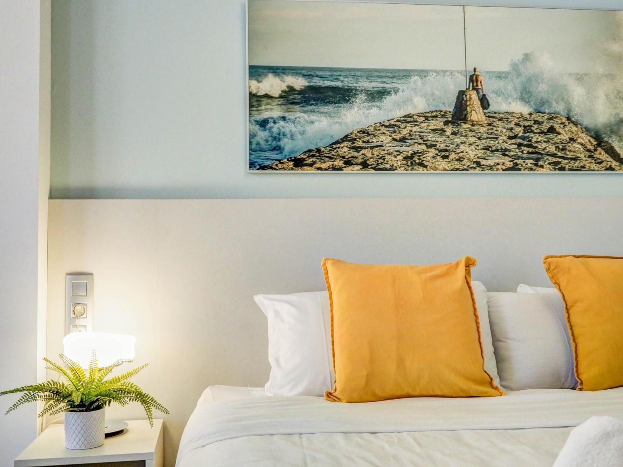 The Green Oasis By Hello Homes Sitges Ngoại thất bức ảnh